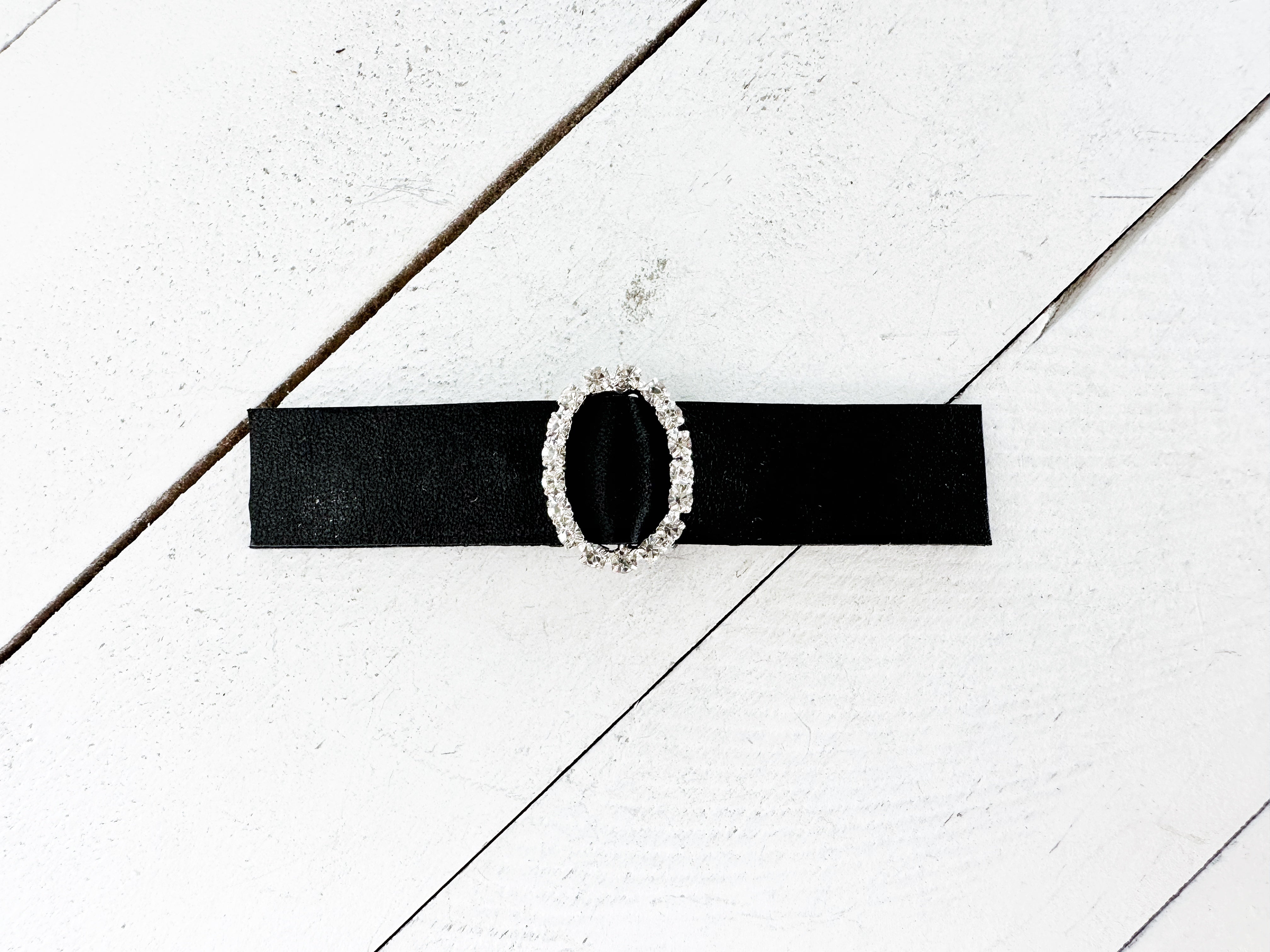 Black Leather & Rhinestones Cinch Clip