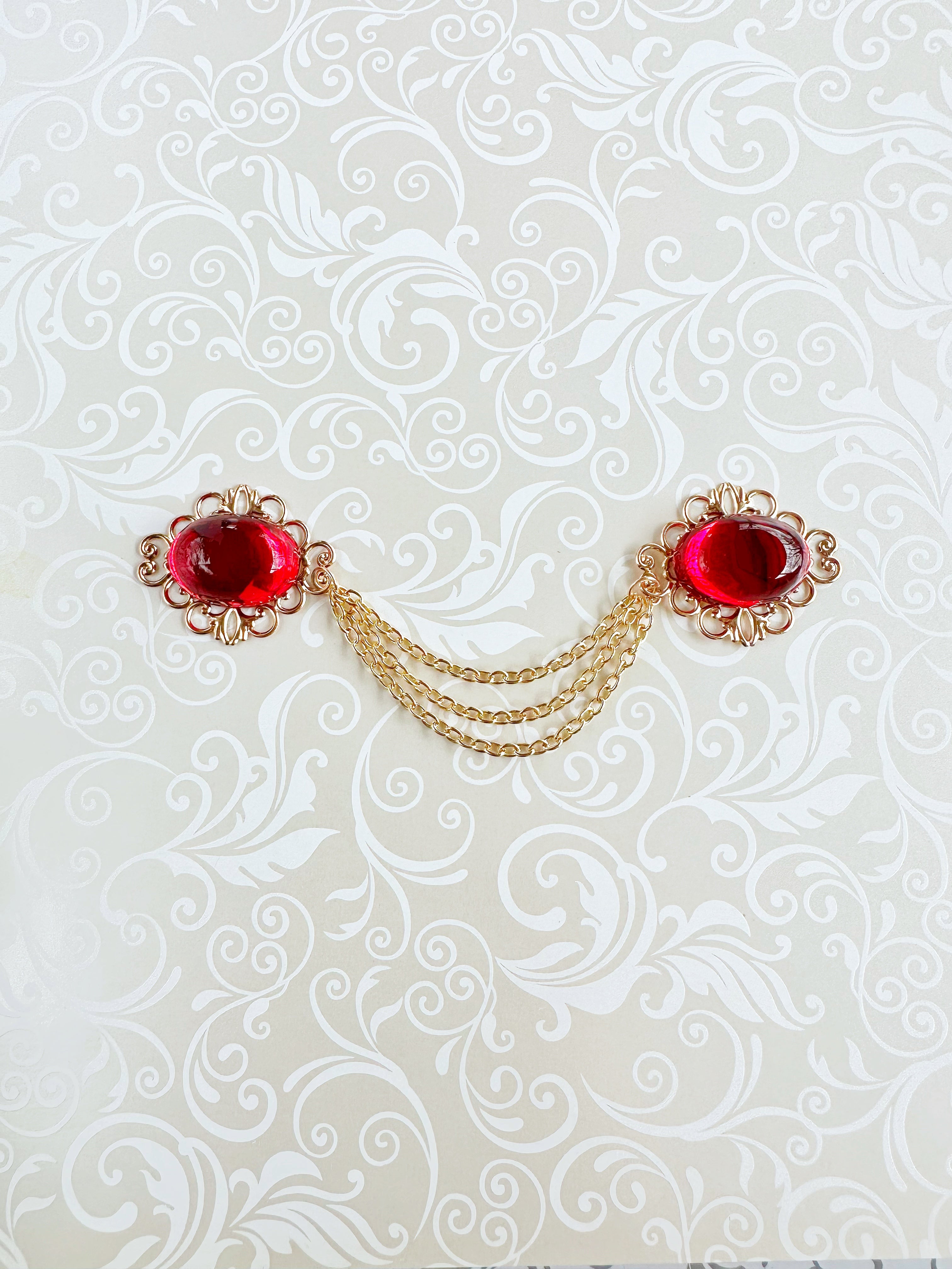 Red Center on KC Gold Clips w/ Draping Chain