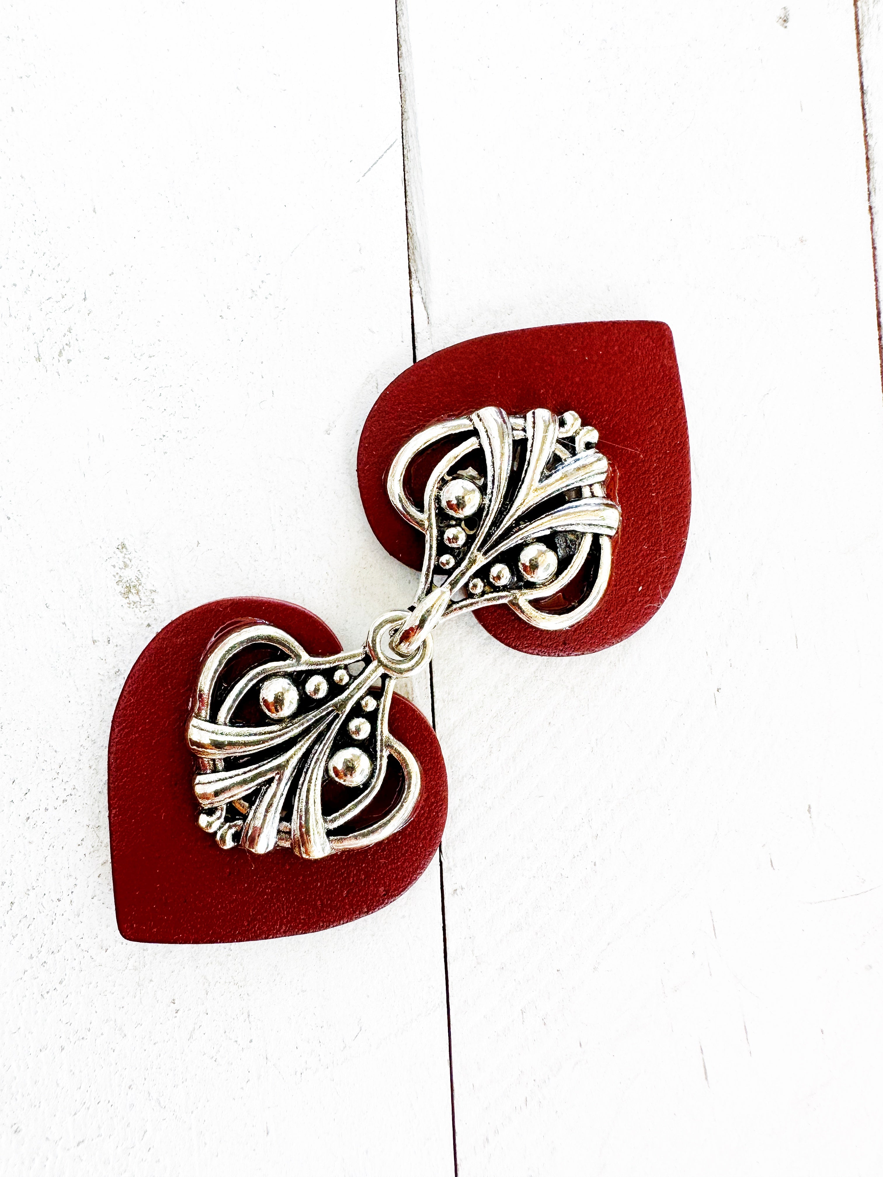 "Myriad" Silver on Dark Red | Dress Your Best Collection | K-123