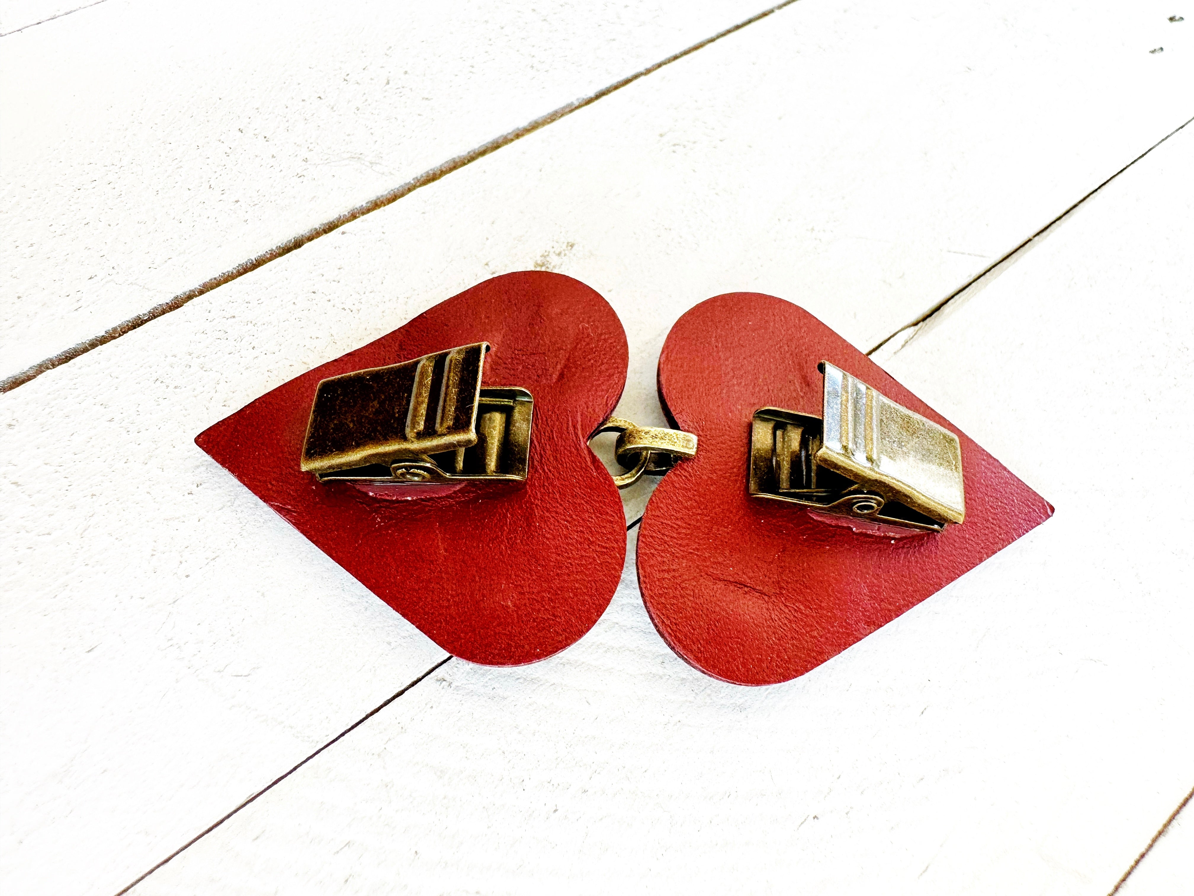 "Halcyon" Bronze on Dark Red | Forests & Fairytales Collection | K-00