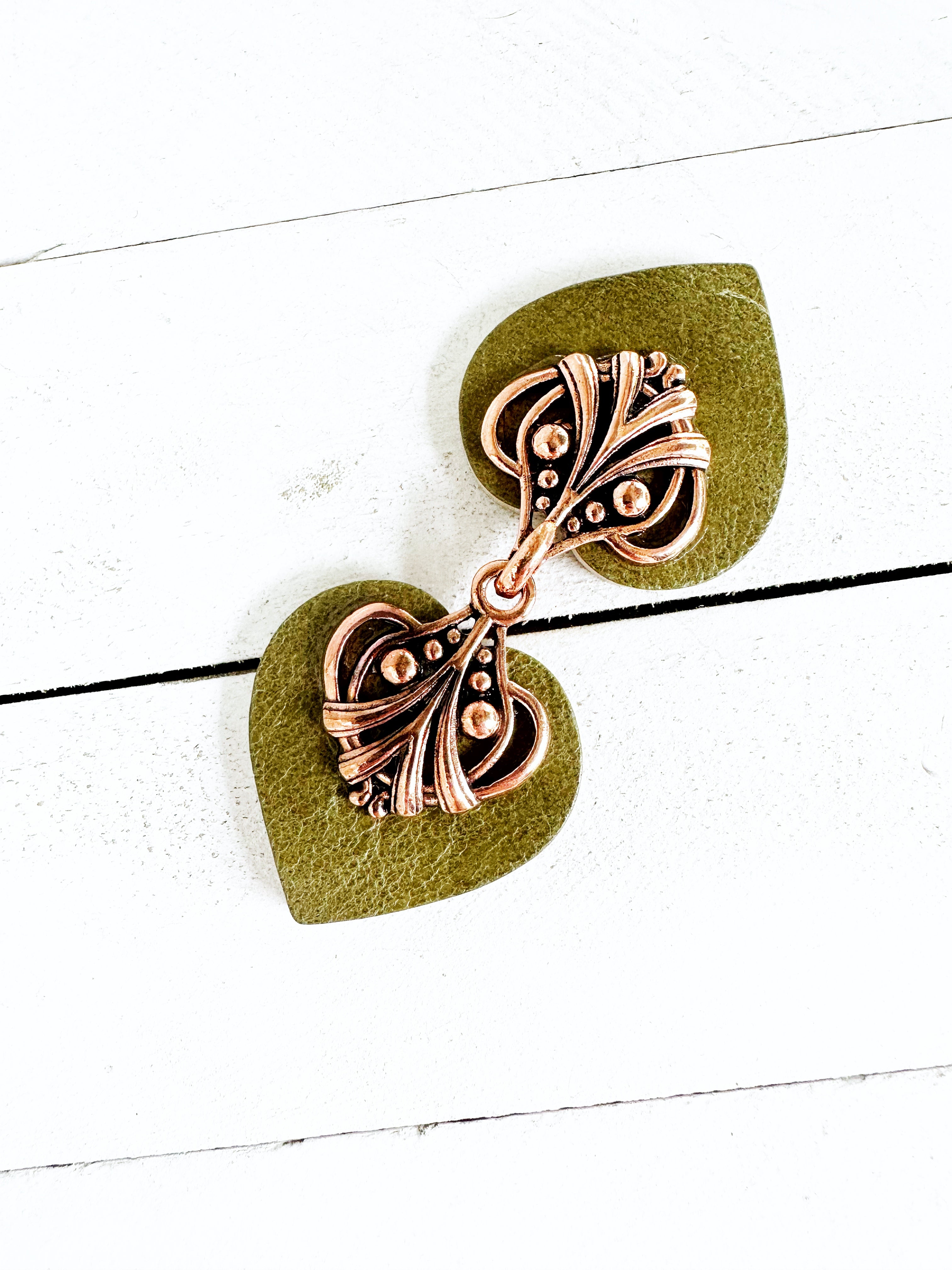 "Myriad" Copper on Moss Green | Dress Your Best Collection