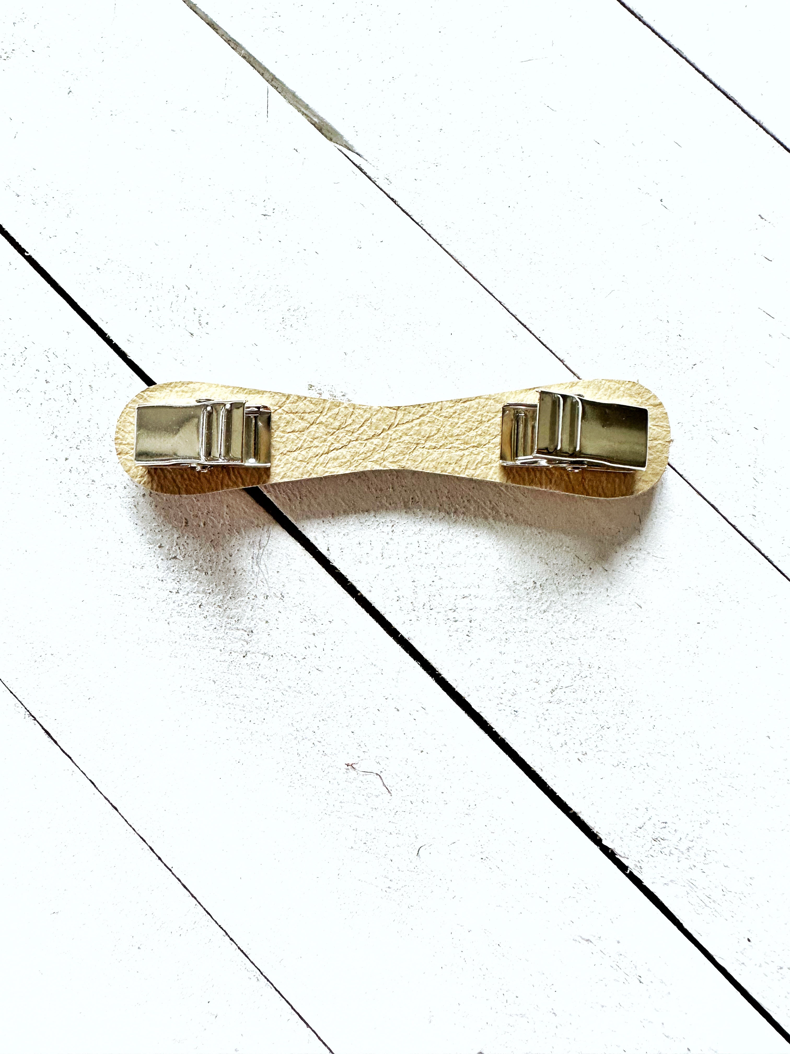 Valor-Lite Silver on Beige Leather