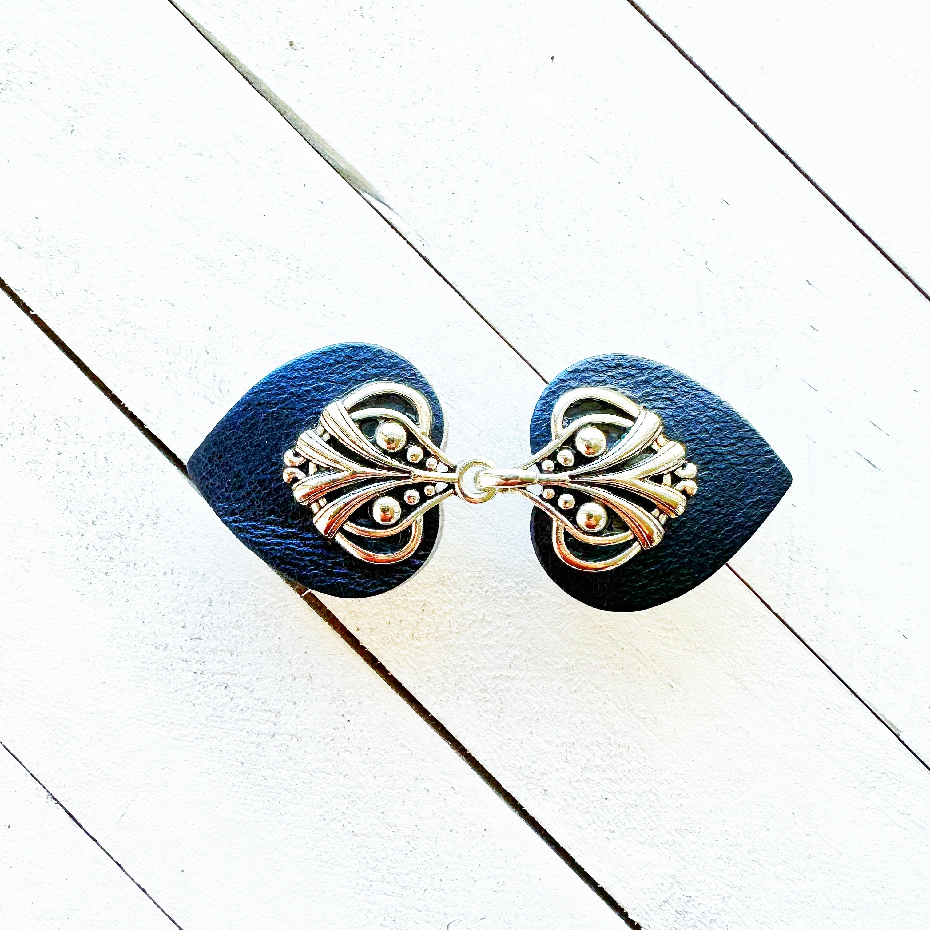 "Myriad" Silver on Navy Blue | Dress Your Best Collection | K-128