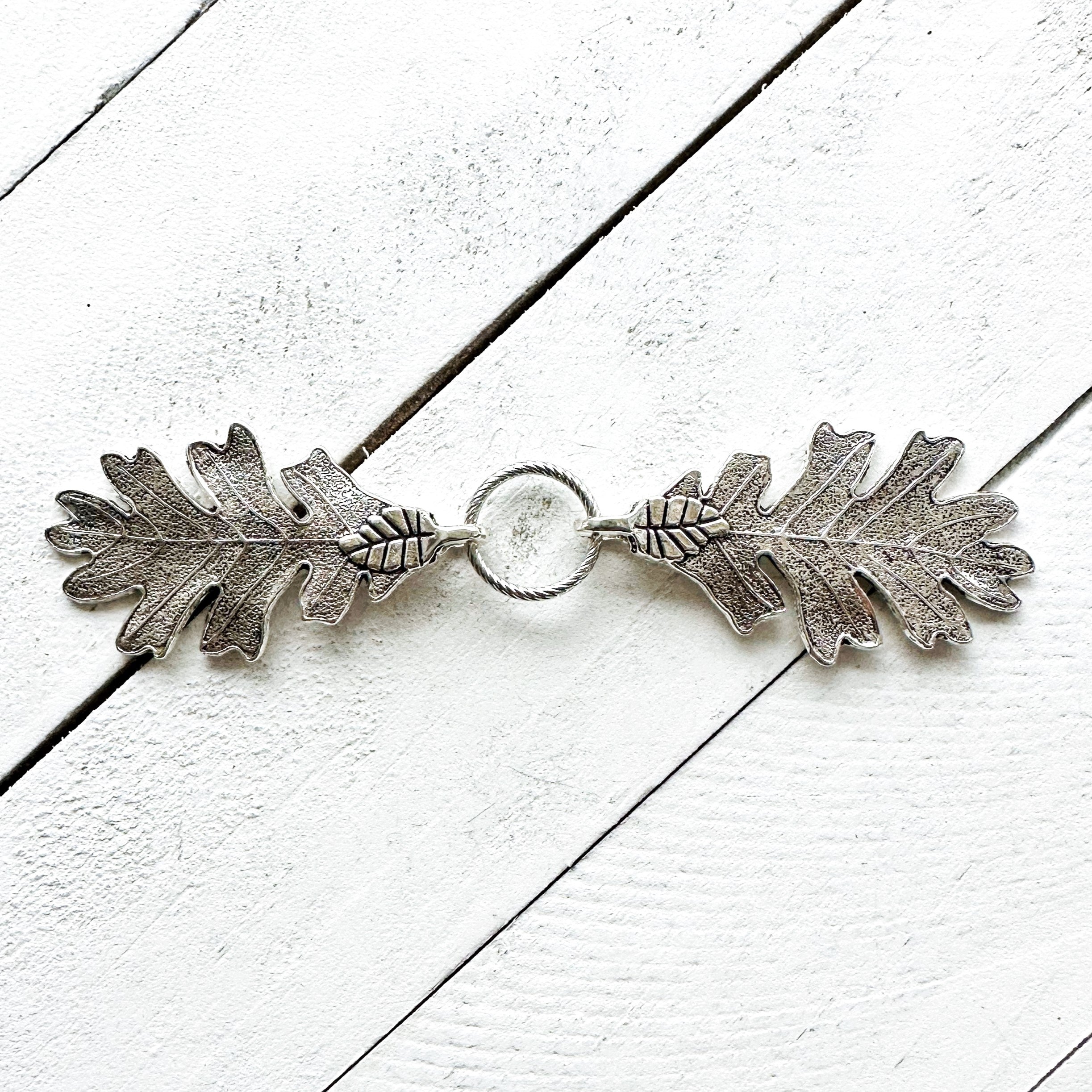 Terebinth" Silver Oak Leaf Cloak Clasp | K-206