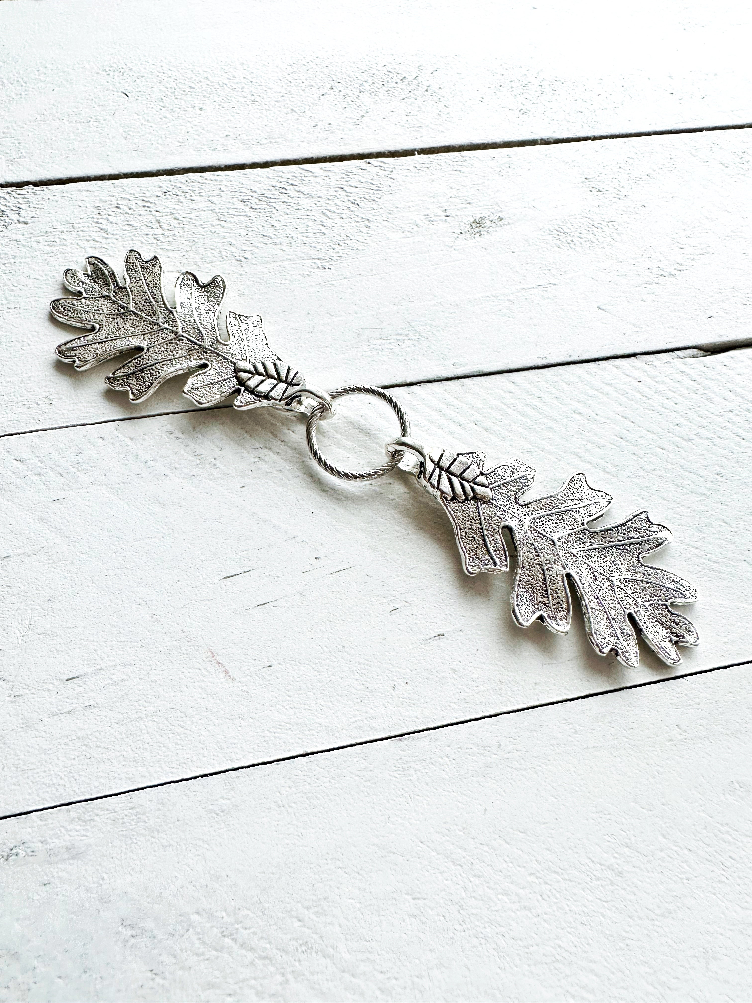 Terebinth" Silver Oak Leaf Cloak Clasp | K-206