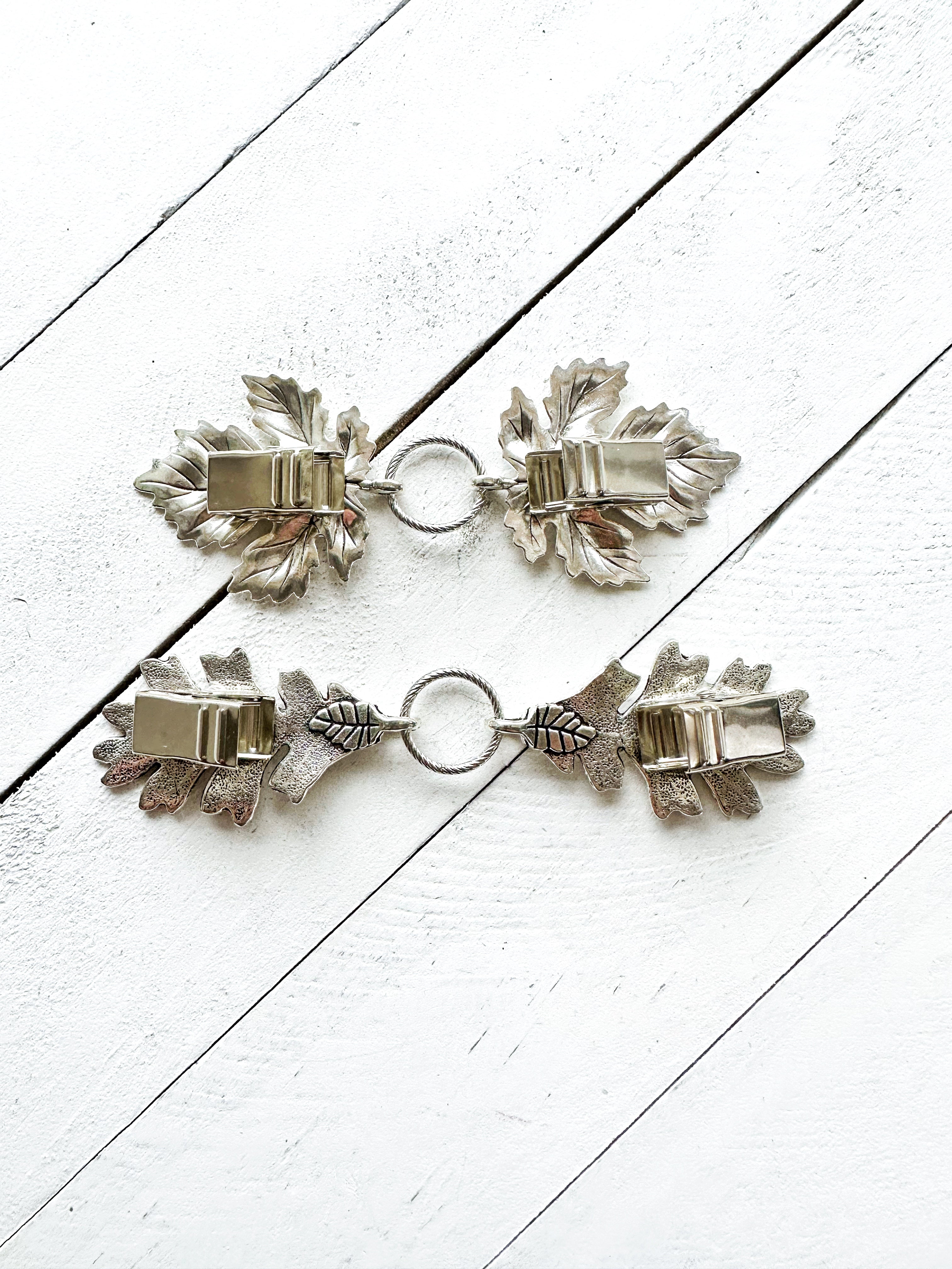Terebinth" Silver Oak Leaf Cloak Clasp | K-206